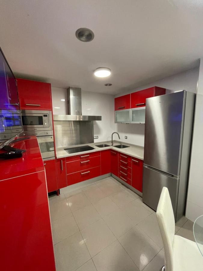 Moderno Apartamento Con Plaza De Garaje En Pleno Centro De Альмерия Экстерьер фото